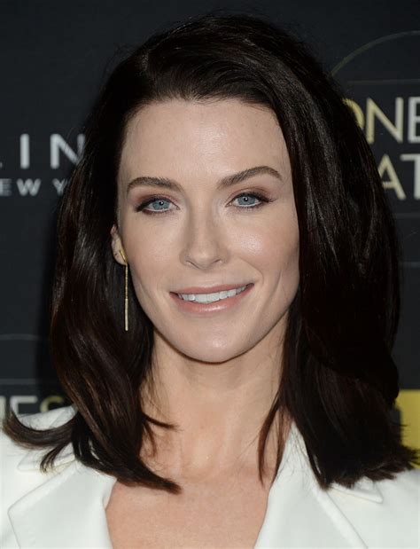 Bridget Regan Pictures